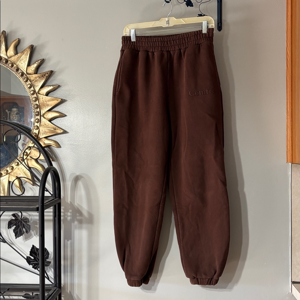 Comfrt Minimalist Sweatpants in Walnut Brown - Picture 4 of 7